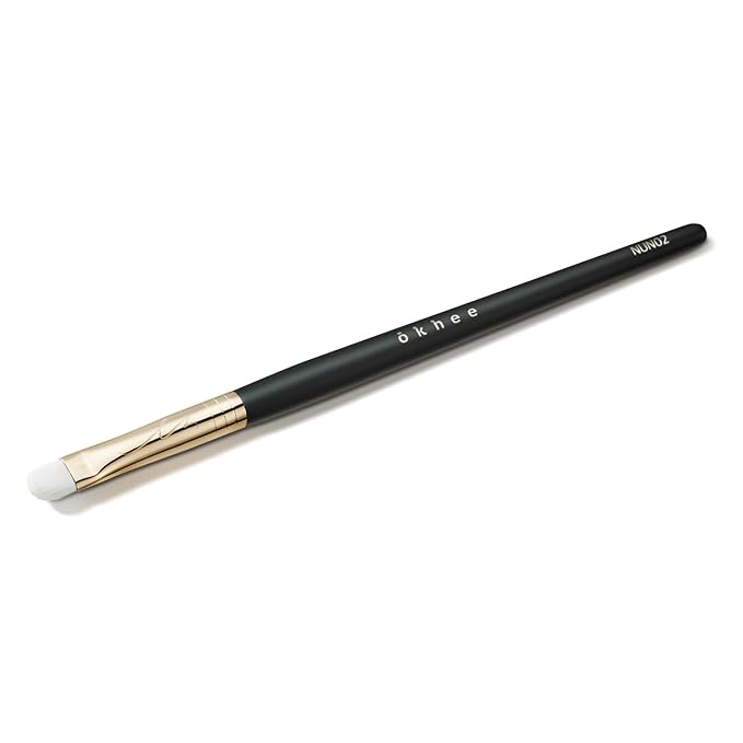 SOO ADOR okhee Point Eyeshadow Brush NUN02 – Professional Korean Eye Makeup Brush for Precise Detail Shadow, Strong Color Payoff, Under Eye & Point Application