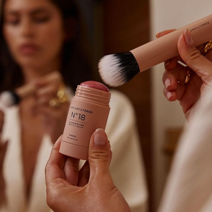+ Lux Unfiltered - Face Blending Brush for Makeup - Blush, Bronzer, Contour, and Foundation Brush for Liquids or Creams - For Buffing & Stiffiling - Vegan & Cruelty Free Synthetic Bristles