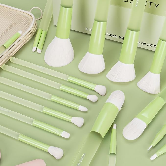 Green Makeup Brush Set – 18PCS Makeup Brushes with 2 Sponges & Travel Bag, Soft Cosmetic Brushes for Foundation, Powder, Blush, Eyeshadow – Professional & Beginner Beauty Brush Kit for Women