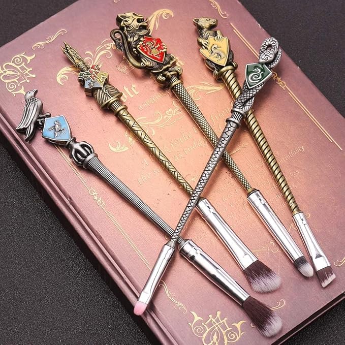 Harry Makeup Brushes Set Gifts Comb Mirror with Gift Box Makeup Brushes Set for Women Potter Magic Eye Shadow Eyeliner Blending Lip Brush