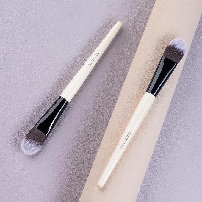 Liquid Foundation Brush, Flat Foundation Brush for Liquid Makeup, Flat Makeup Brush for Liquid Foundation, Make up Brush for Foundation, Makeup Brushes Foundation. (800)
