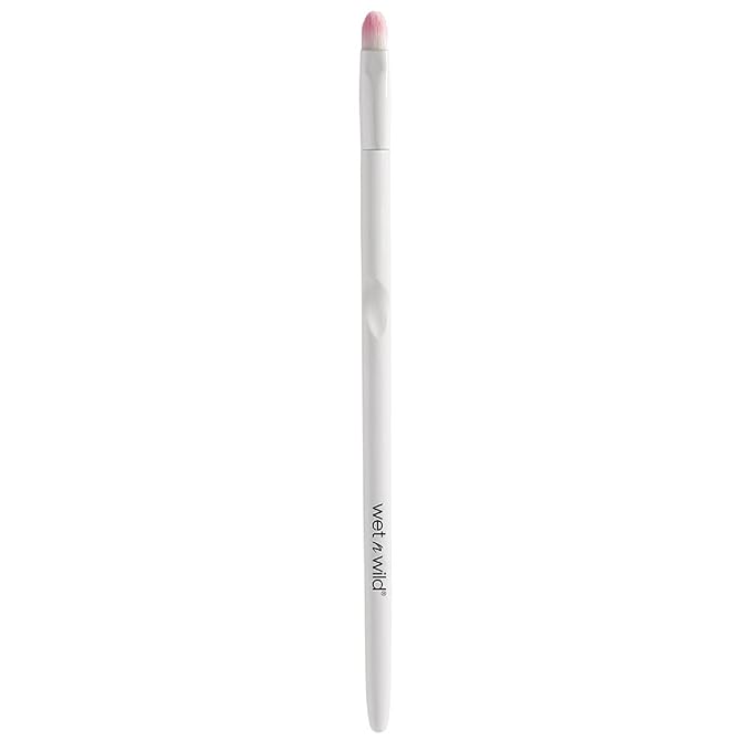 Wet 'n' Wild Makeup Brush, Small Concealer Brush, Firm Brush with Flat Head, Ideal for Small Areas to Cover, Easy-to-use Makeup Brushes, 1 Count (Pack of 1)