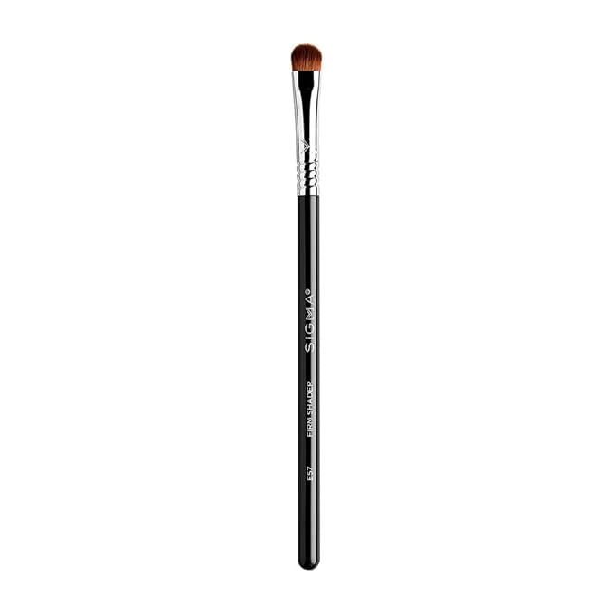 Sigma Beauty Professional E57 Firm Shader Brush – Professional Makeup Brush for Intense Applications or Controlled Finishes - Vegan Eyeshadow Brush for Fine Details (1 Brush)