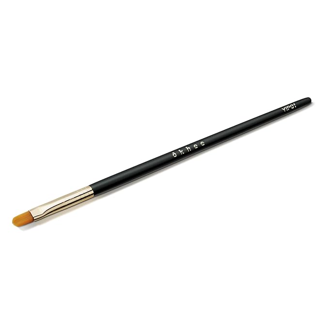 [SOO ADOR] okhee Lip Brush YIP01 - Perfect for Precise Lipstick Application and Seamless Blending | Created by K-Pop Makeup Artist Seo Ok | Makeup Brush Lip Brush