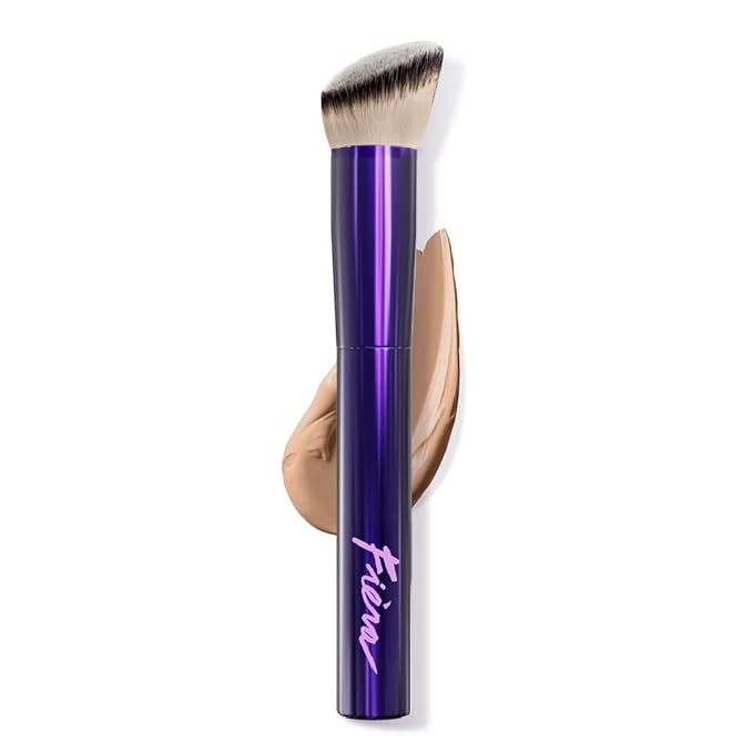 Fièra Concealer & Foundation Brush - Expert Tool for Cream & Liquid Makeup - Seamless, Even Application - Lightweight & Easy to Clean - Perfect for Use with Fièra Luxury Concealer
