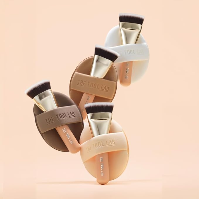 THE TOOL LAB All Day Airy Fitting Duo (Fitting type), Makeup Set with Flat Foundation Brush and Liquid Foundation Puff, Portable Case with 1.1" Flat Brush, Korean Makeup