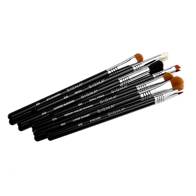 Sigma Beauty Basic Eye Brush Set — Classic Eye Makeup Brushes with Premium Fibers and Sleek, Durable Handles for Eyeliner, Eyeshadow, & Eyebrows, Includes 7 Black Makeup Brushes