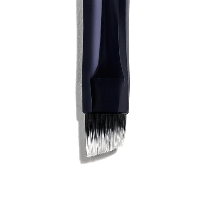Lune+Aster Eye Definer Duo Brush | Dual-Ended Eye Makeup Brush To Apply Eyeliner, Blend Eyeshadow. Made with Alumium Handle, Vegan Bristles.