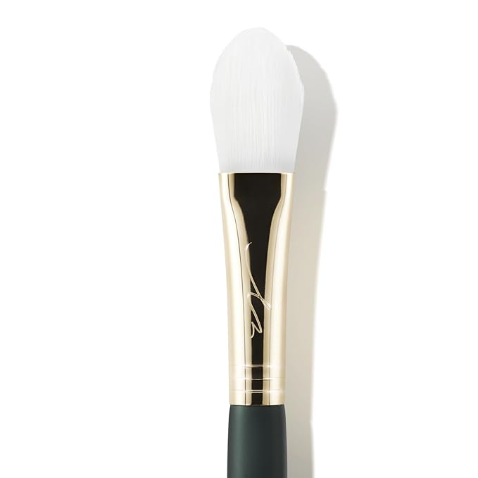 [SOO ADOR] okhee Spot Powder Brush PIV02 - Precision Powder Application for Oil Control and Touch-Ups | Designed by K-Pop Makeup Artist Seo Ok | Makeup Brush Base Brush Powder Brush