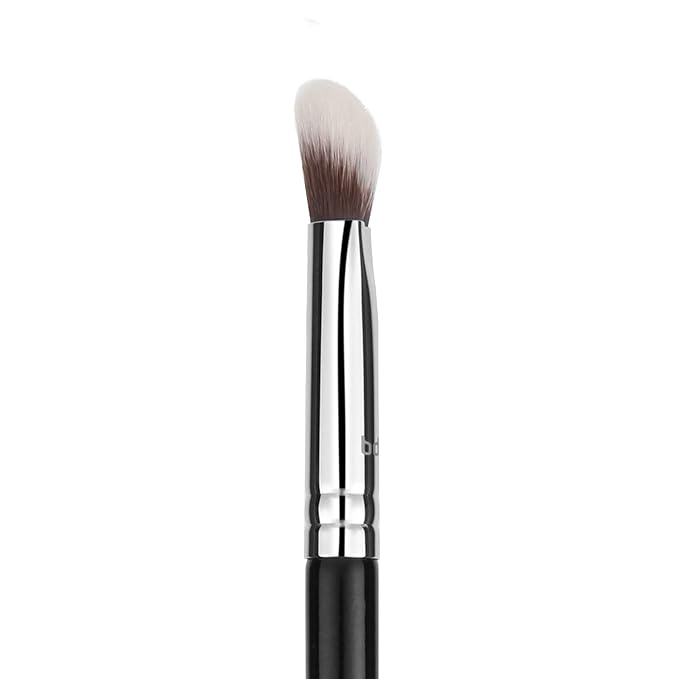 Bdellium Tools Professional Makeup Brush - Maestro Series 788V BDHD Phase III Blending/Concealing - With Soft Synthetic Fibers, For Blend & Soften (Black, 1pc)