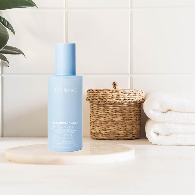Deoproce Hyaluronic Aqua Soothing Toner 200ml, Korean Skincare, Moisturizing, Skin Soothing, Hyaluronic Acid, Centella Asiatica, Hydrating
