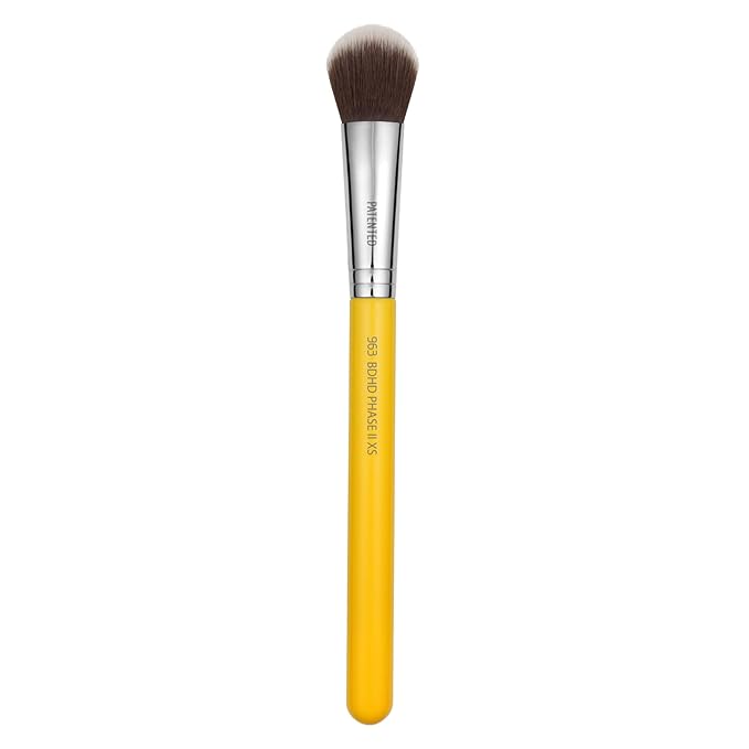 Bdellium Tools Professional Makeup Brush - Studio Series 963 BDHD Phase II xs - With All-Vegan Synthetic Fibers, For Precision Blending, Highlighting, Contouring, and Softening (Blue, 1pc)