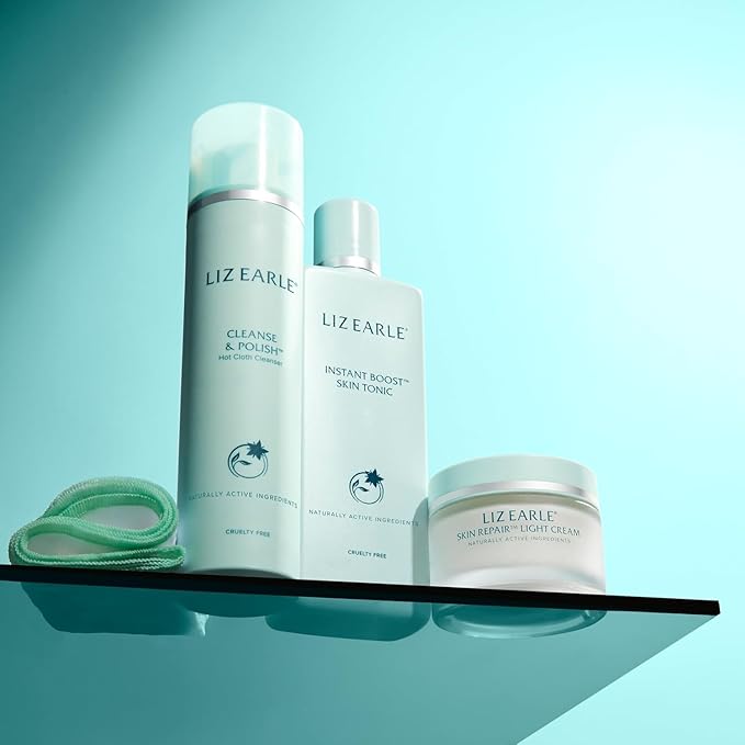 Liz Earle Instant Boost Skin Tonic Face Toner - Hydrating Facial Toner for Dry Skin Enriched with Aloe Vera, Soothing Calendula & Vitamin E to Refresh and Revitalize Complexion (200 ml)