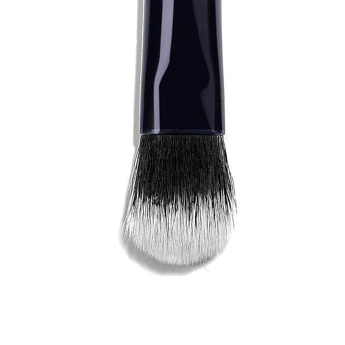 Lune+Aster Eyeshadow Duo Brush | Dual-Ended Brush To Apply And Blend Eyeshadow. Made with Alumium Handle, Vegan Bristles.