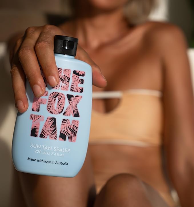 The Fox Tan Sun Tan Sealer, Moisture Rich Formula For Darker & Long-Lasting Tans, Creates Flawless, Glowing Skin, Vegan & Cruelty-Free, 220ml