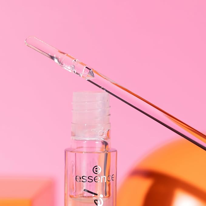essence | What the Fake! Glass Shine Plumping Lip Filler | Clear Gloss with a High Shine Plumping Effect | Infused with Ginger Oil and Hyaluronic Acid | Vegan, Gluten Free & Cruelty Free