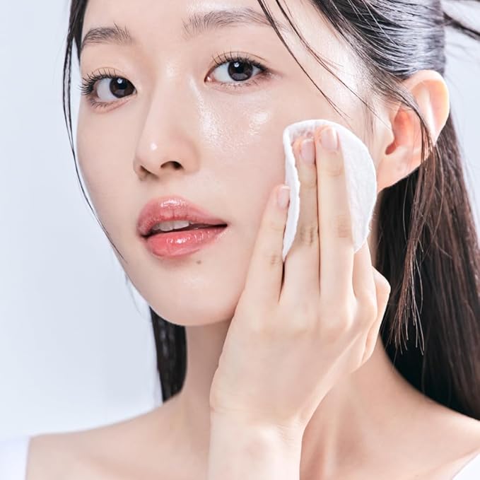 IZEZE Hyper CICA Toner 5.07 fl.oz, 150ml and Hyper CICA Cream 1.69 fl.oz, 50ml Bundle l Low-Irritation Centella CICA Facial Toner, Korean Skin Care for Sensitive Skin, Acne-Prone Skin
