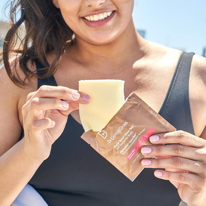 Dr Dennis Gross Alpha Beta Glow Pad Self Tanner Intense Glow for Face: for Dull Skin Lacking Radiance & Glow, (20 Towelettes)
