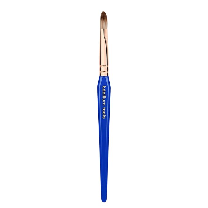 Bdellium Tools Professional Makeup Brush - Golden Triangle 937 Bold Concealer - With All Vegan and Soft Synthetic Fibers, For Blending Concealer (Blue, 1pc)
