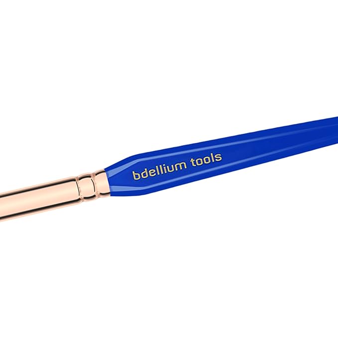 Bdellium Tools Professional Makeup Brush - Golden Triangle 767 Round Blender - With All Vegan and Soft Synthetic Fibers, For Blending & Smoothing (Blue, 1pc)