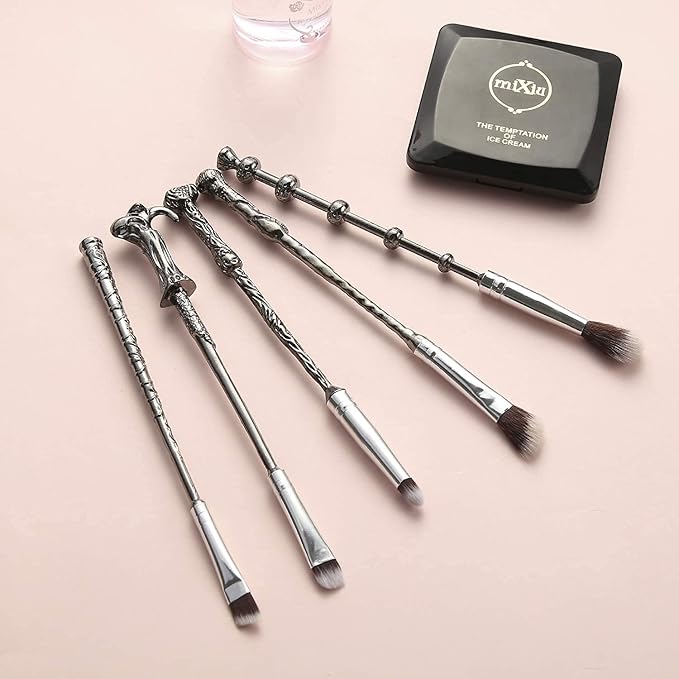 5 PCS Harry Gifts Makeup Brushes Wand Brushes Set for Foundation Blending Blush Concealer Eyebrow Face Powder Potter