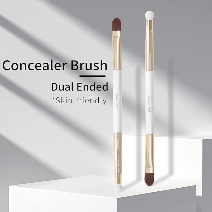 Small Flat Concealer Brush - Under Eye Sponge, Blending Brush