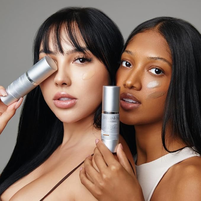 DIVASCREEN BY DIVASKIN Tinted Sunscreen SPF 50 by Aida Merlano | Broad Spectrum UVA/UVB Protection, With Vitamin E, Hydrating, Lightweight, Fast Absorbing, Multiple Shades (Blanca)
