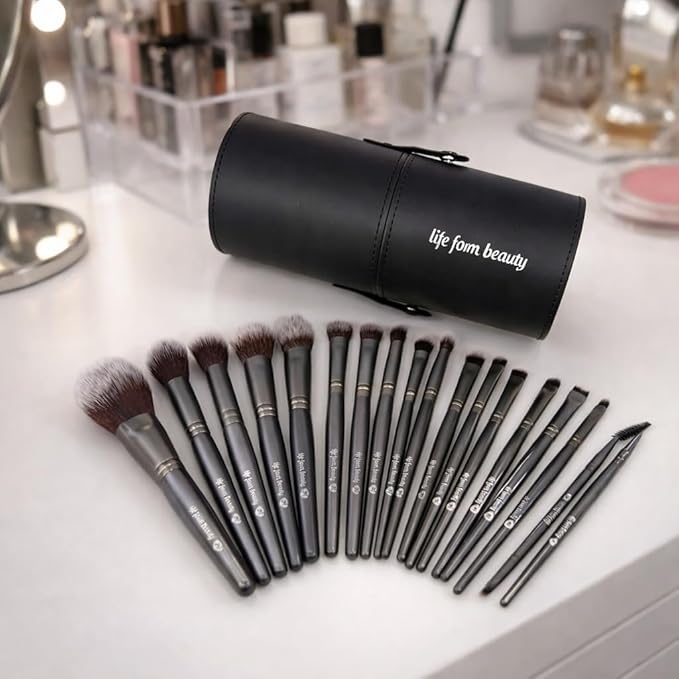 Professional Makeup Brushes Kit with Soft Synthetic Bristles + Case