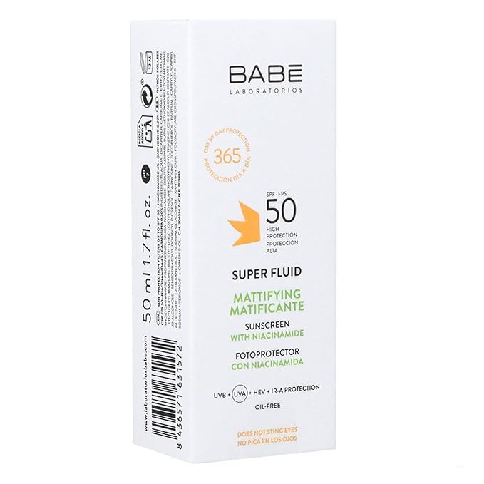 BABE Super Fluid Sunscreen Mattifying SPF 50-50 ML -High daily protection and super-fluid oil-free texture that adapts to your skin.