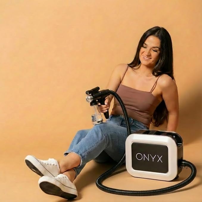 Naked Sun Onyx Spray Tan Machine Professional Tanning Gun with Light Kit and Honey Glow Rapid Develop Tanning Solution and also includes comprehensive Spray Tan Tranning Course.