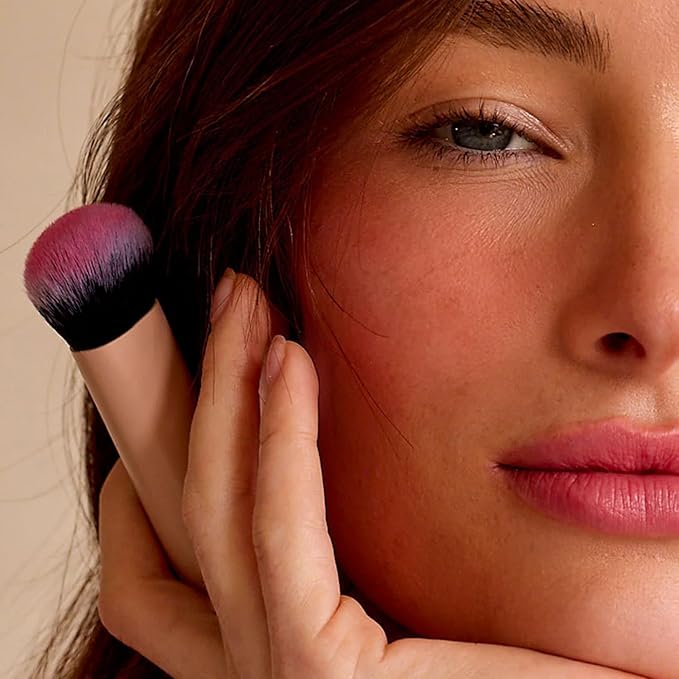 + Lux Unfiltered - Perfecting Face Makeup Brush - Blush & Highlighter Brush for Liquids or Creams - For Targeted Application - Vegan & Cruelty Free Synthetic Bristles
