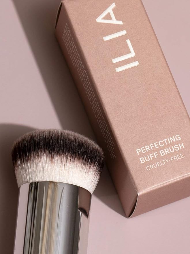 ILIA - Perfecting Buff Brush | Versatile Brush For Cream or Liquid Products Made with Aluminum + Soft, Vegan Bristles | Smooth Finish | Expertly Crafted | Non-Toxic, Vegan, Cruelty-Free, Recyclable