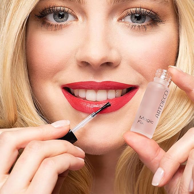 ARTDECO MAGIC FIX – lipstick sealer for kiss-proof lips - long-lasting & waterproof - lip care & lip moisturizer - lip gloss with floral scent & woody notes - lip makeup - lip care - 0.16 Fl Oz
