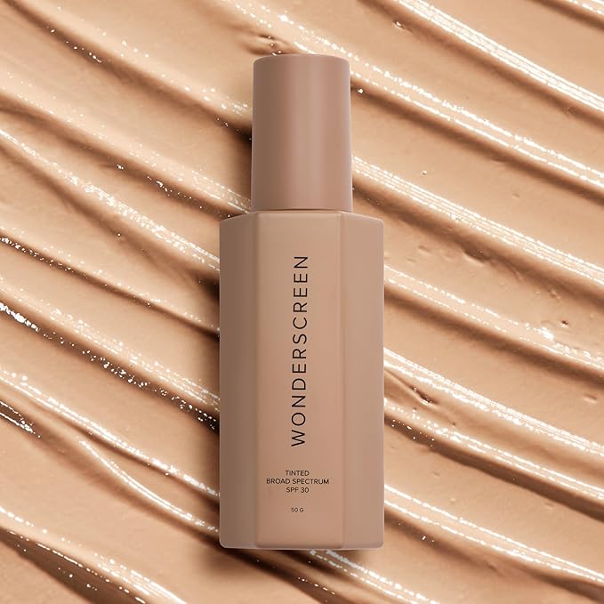 DIME Beauty Tinted Glow Wonderscreen SPF 30, Mineral Sunscreen for Face with 19% Zinc Oxide, Tinted Moisturizer with SPF, 50 g (Medium)