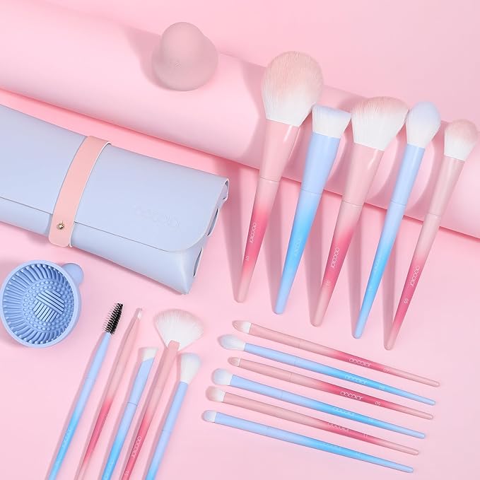 Docolor Makeup Brushes 16+3 Pcs Makeup Brush Set with Makeup Bag Makeup Sponge & Brush Cleaning Pad Professional Face Powder Kabuki Foundation EyeShadow Concealers Brush Kit Gift Box Fantasy Series Ⅲ