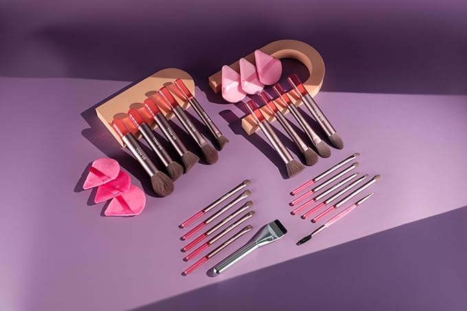 BS-MALL 21 Pcs Professional makeup brush set with foundation brush for liquid Makeup, eyeshadow Brush, concealer brush - Includes 6 Triangle Puffs & case for Even, Multi-purpose application (Pink)