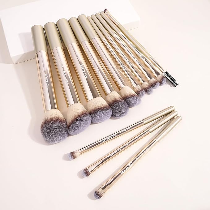 MAANGE 13 PCS Makeup Brushes Professional Make Up Brushes Premium Synthetic Powder Concealers Brushes Travel Makeup Brush Set with Case (Champagne)