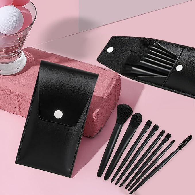 16 Sets Travel Makeup Brush Set Synthetic Fiber Face Foundation Make up Brushes Bridesmaid Gift with Travel Makeup Bag for Wedding Bridal Shower Favors Bachelorette Party Gift (Black)