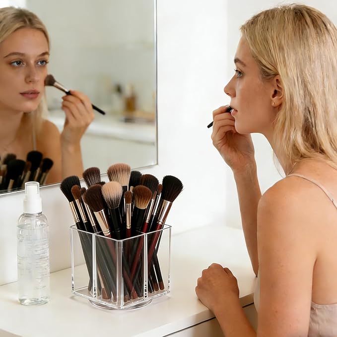 Acrylic Makeup Brush Holder, Clear Rotating Makeup Brush Holder Organizer, 4 Slot Square Make up Brush Stand for Vanity Desk Countertop Bathroom