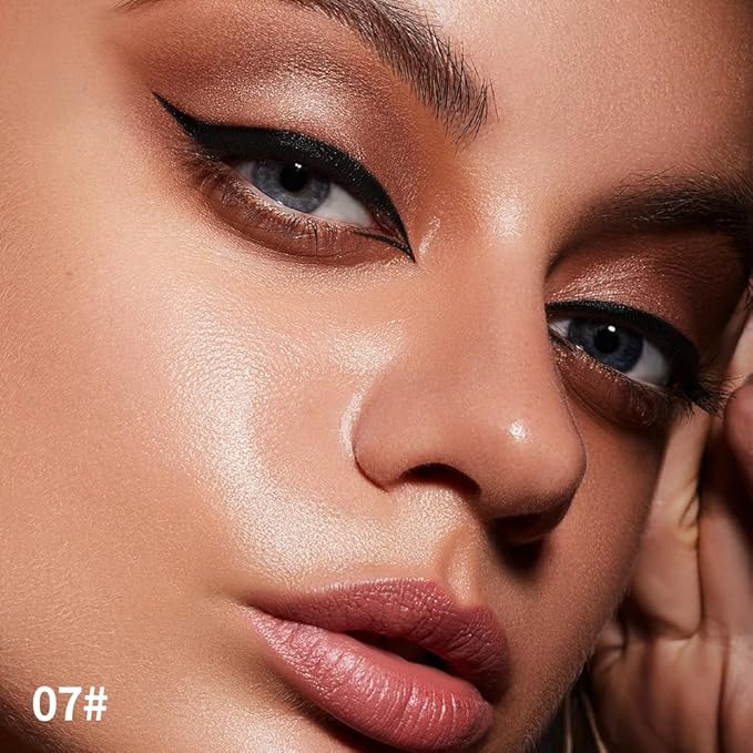 Shimmer Eyeshadow Stick –Rusty Brown Dual-Ended Creamy Pearl Eye Shadow Pencil with Built-In Smudger, Waterproof Long-Lasting High Pigment Eye Makeup for Smooth Glide 07#