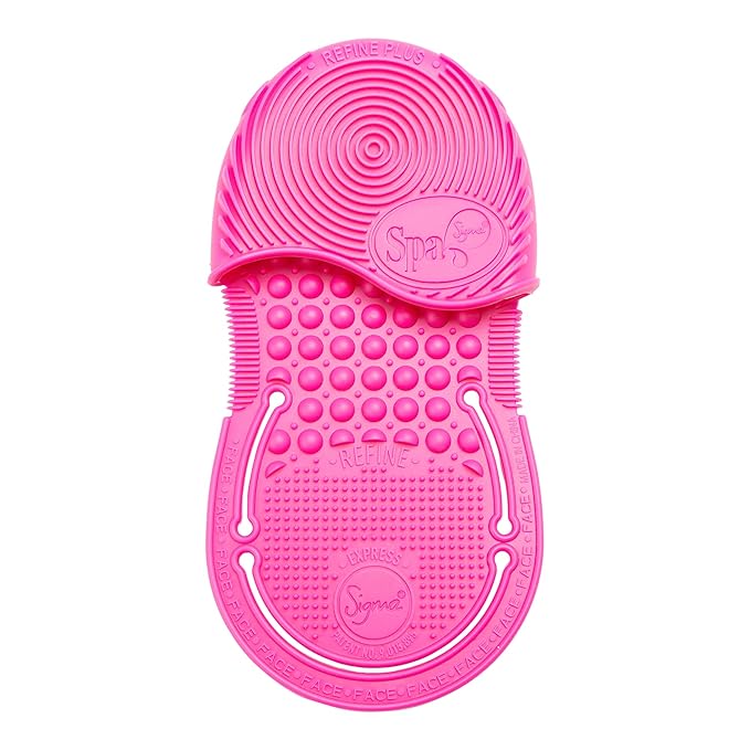 Sigma Spa® Express Travel Brush Cleaning Glove - Perfect for Cleaning Makeup Brushes On The Go