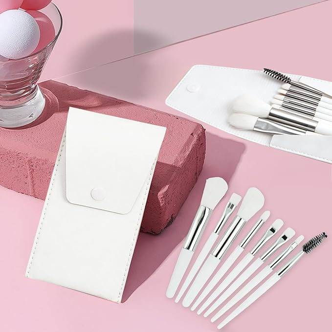 16 Sets Travel Makeup Brush Set Synthetic Fiber Face Foundation Make up Brushes Bridesmaid Gift with Travel Makeup Bag for Wedding Bridal Shower Favors Bachelorette Party Gift (White)