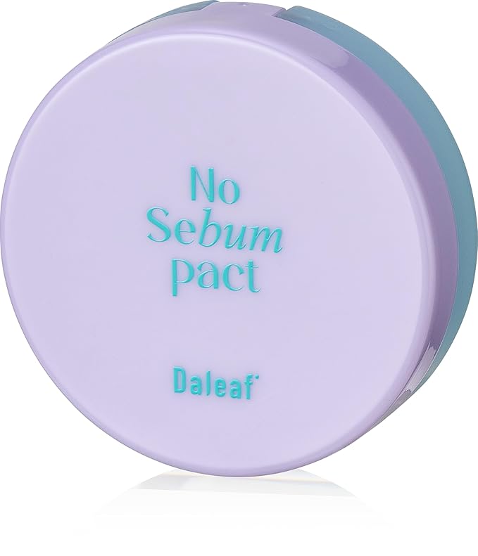 DALEAF Glam No Sebum Hair Pact 0.18 fl oz | Instant Oil Control & Volumizing Powder for Greasy Hair | Translucent Finish with Built-in Puff, Korean Hair Care