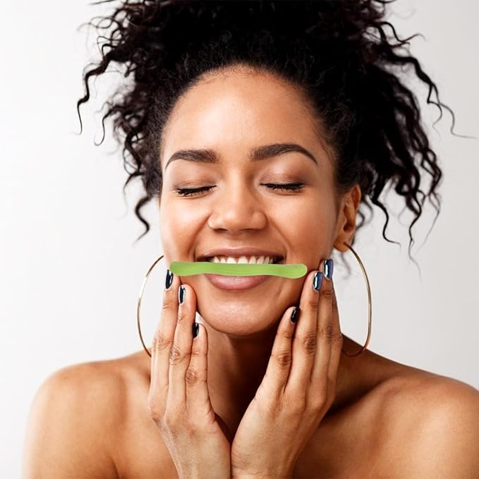 Silicone Lip Trainer and Mouth Tightener for Expression Correction, Face Exerciser for Stutter and Pronunciation Practice, Green Slimming Facial Muscle Toner for Adults