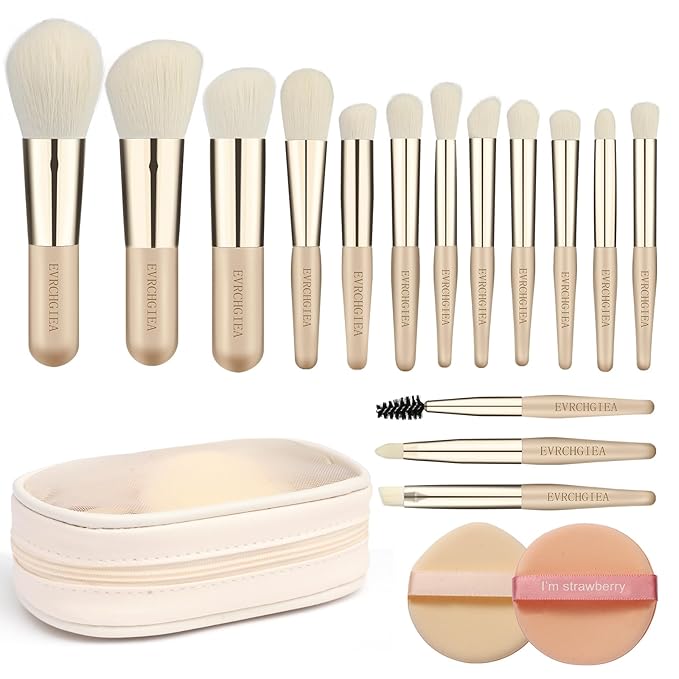 Travel Makeup Brush Set, 15 pcs Mini Makeup Brushes and 2 Puff for Foundation, Powder, Eyeshadow, Highlight, Contour, Blush & Concealer, Small Makeup Brush Set Purse Size with Case (skin tone)