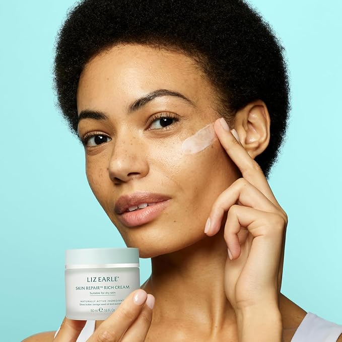 Liz Earle Skin Repair Rich Face Cream - Hydration Boosting Face Moisturizer with a Luxurious Cream Texture - Leaves Skin Feeling Soothed & Comforted (50 ml)