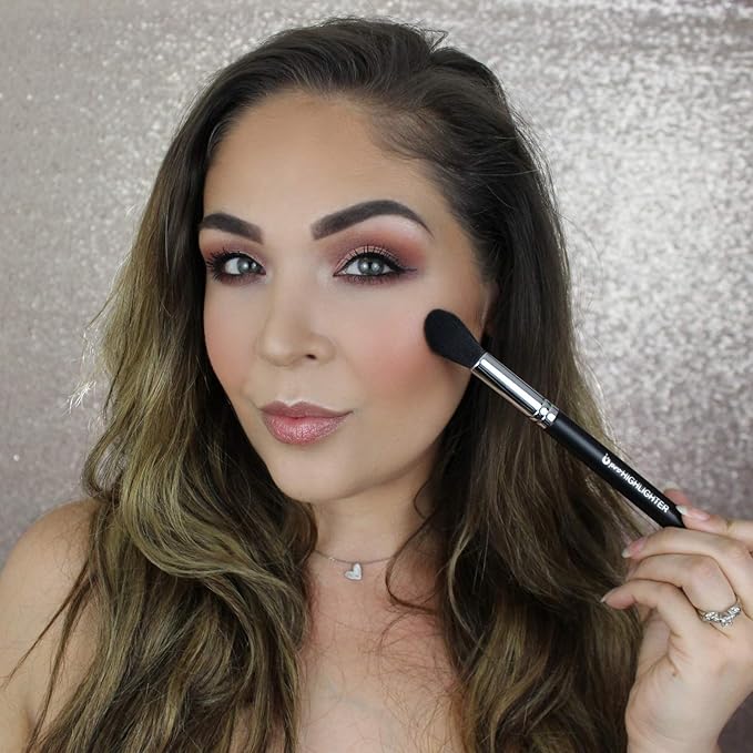 Professional Tapered Highlighter Brush Makeup - Small Taper for Cheekbone Highlighting, Bronzer, Blush, Contour Face, Eyes, Brows with Cream, Powder, Mineral Cosmetics, Cruelty Free Synthetic Vegan
