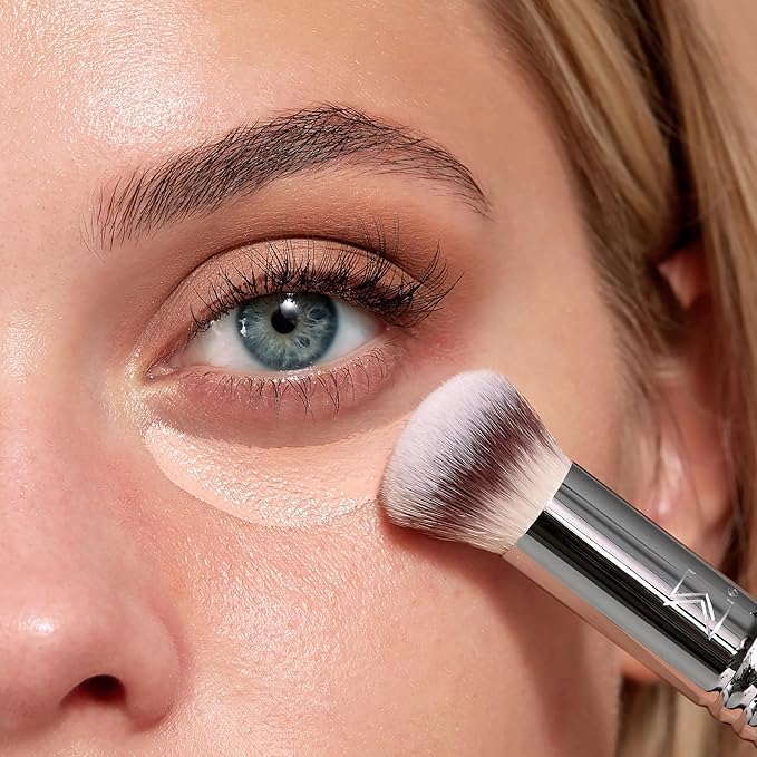 Sigma Beauty F26 Domed Concealer Brush — Under Eye Corrector, Ultra-Soft Dense Rounded Fibers, Waterproof Handle with SigmaAlloy Ferrule - Makeup Brush for Cream or Liquid