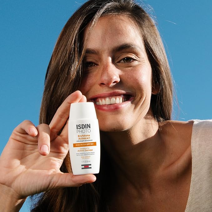 ISDIN Eryfotona Actinica Zinc Oxide sunscreen with 100% mineral UV filter Broad Spectrum SPF 50+, No White Cast, Suitable for Sensitive Skin, travel-size (1.7 Fl Oz)