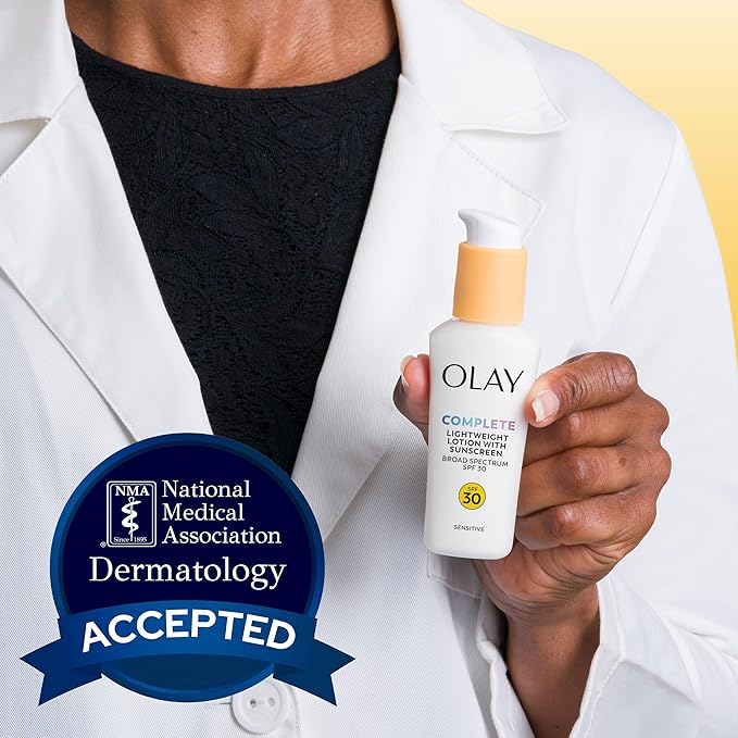 Olay Face Moisturizer, Complete with Sunscreen SPF 30, Fragrance-Free for Sensistive Skin, Broad Spectrum Sun Protection, Long-Lasting Hydration, Non-Comedogenic - Vitamin E & Aloe - 2.5 Oz - 4 Pack